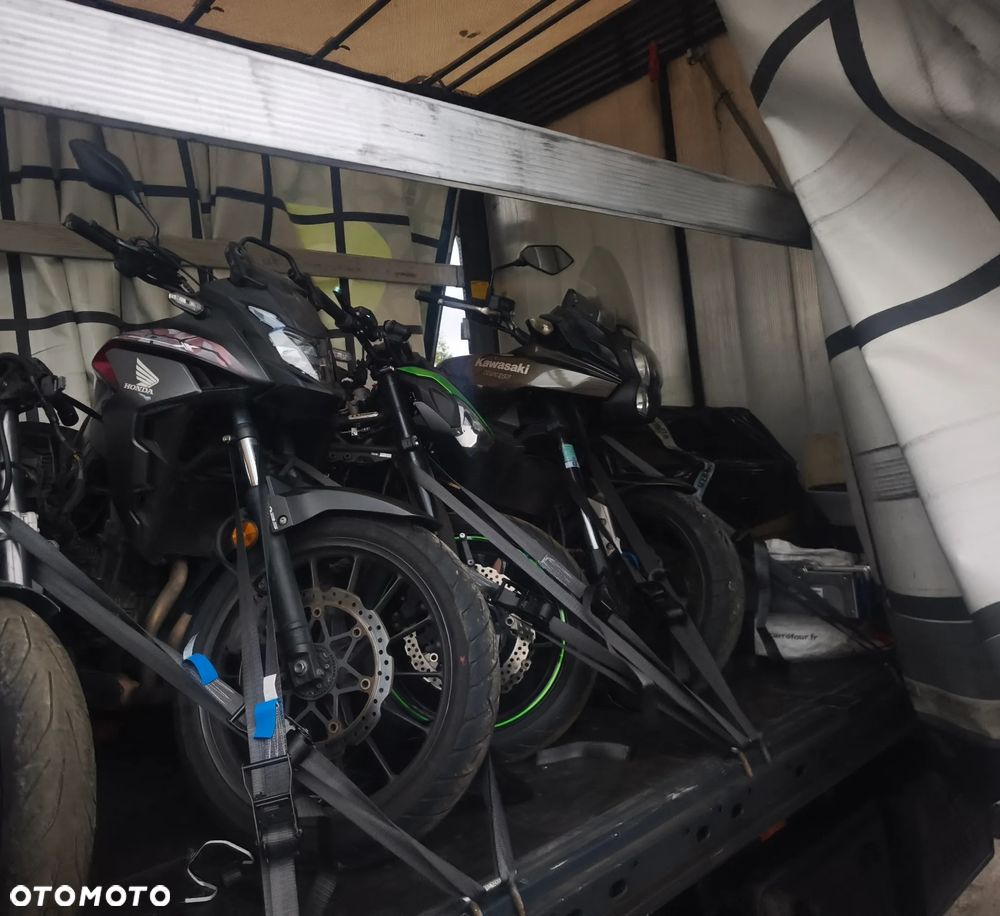 Kawasaki Versys 650 - 36