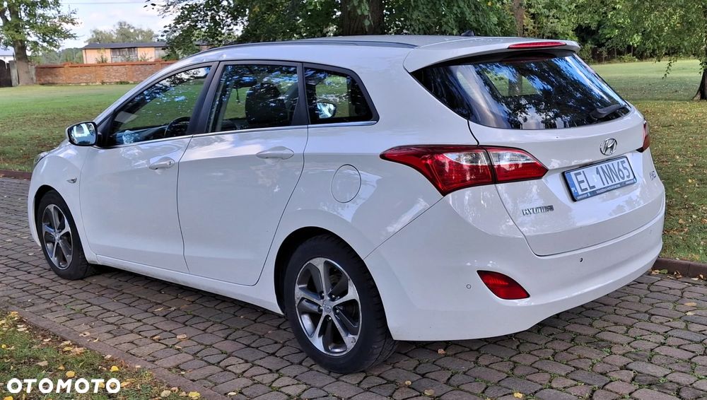 Hyundai i30 1.4 Trend - 3