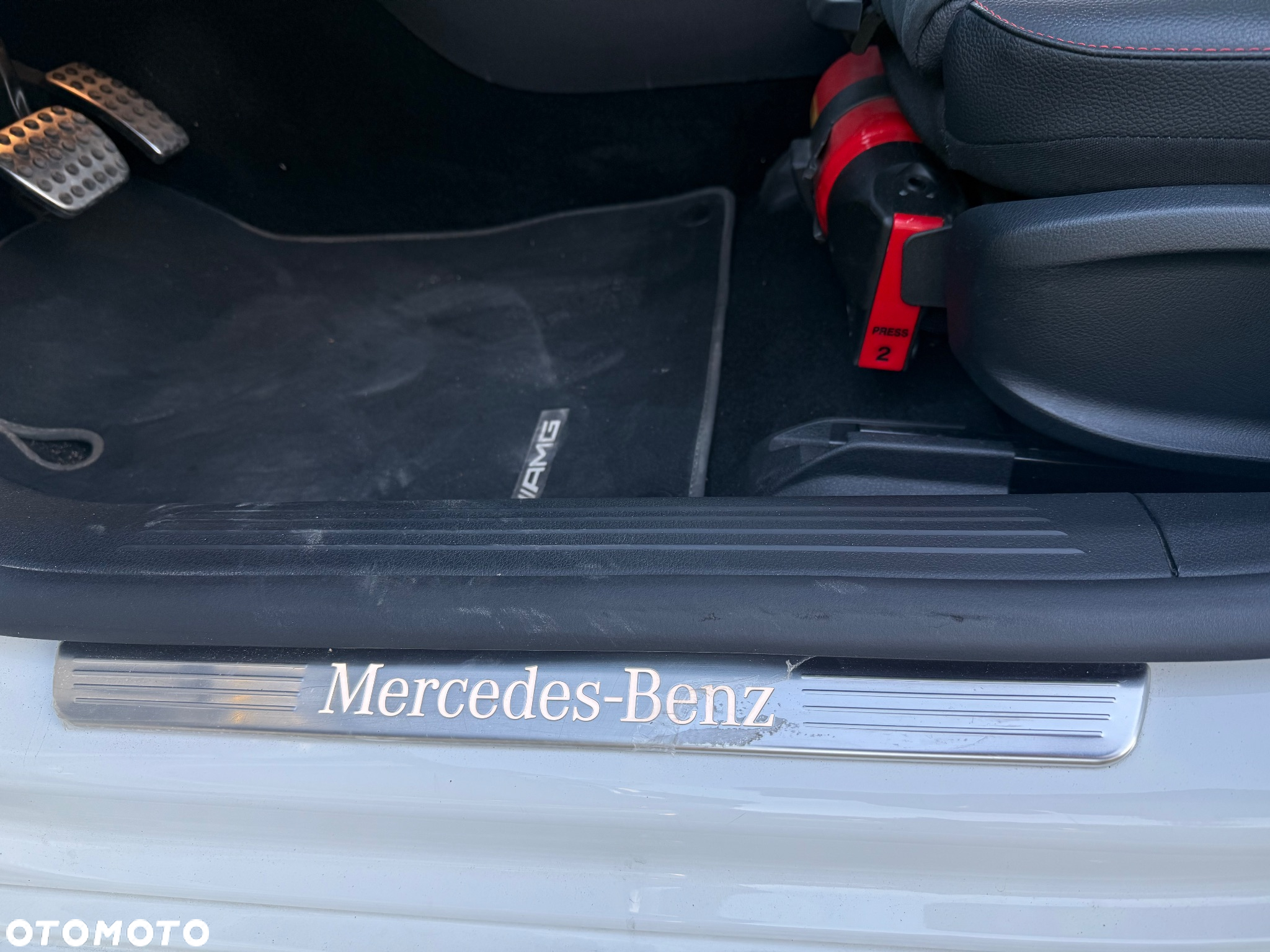 Mercedes-Benz CLA 250 4-Matic AMG Line 7G-DCT - 8