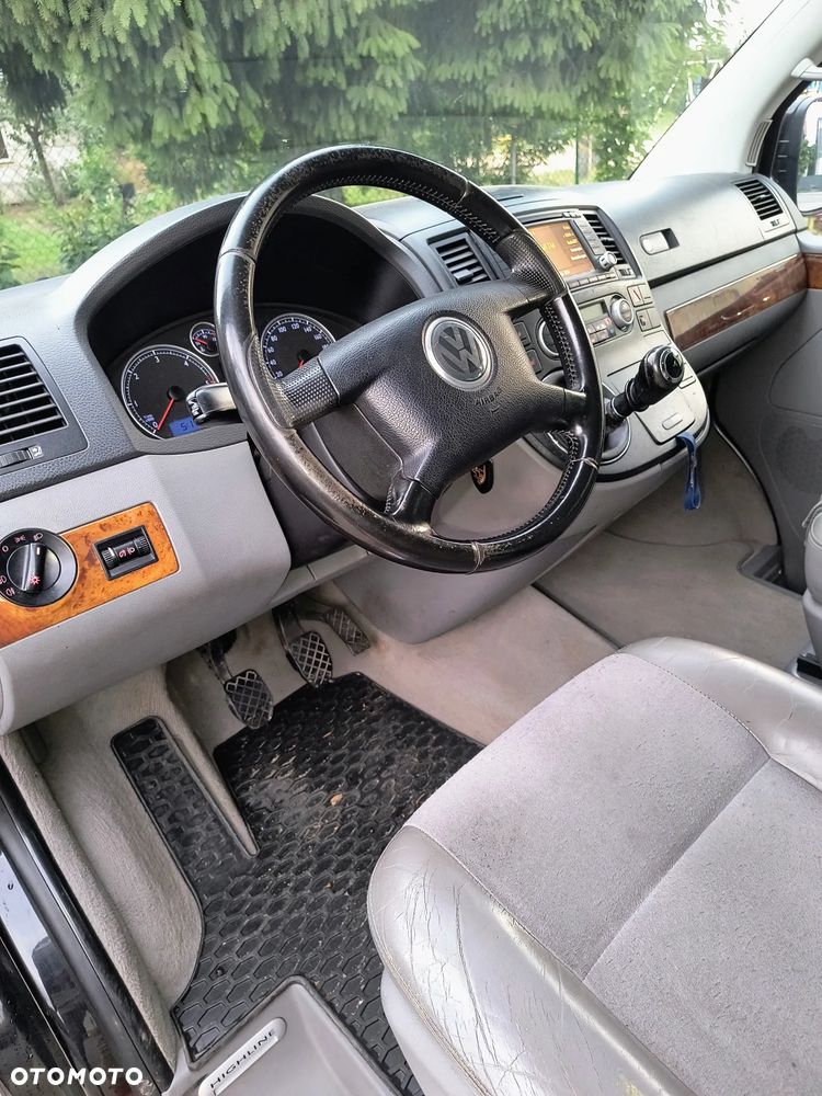 Volkswagen Transporter Multivan - 11