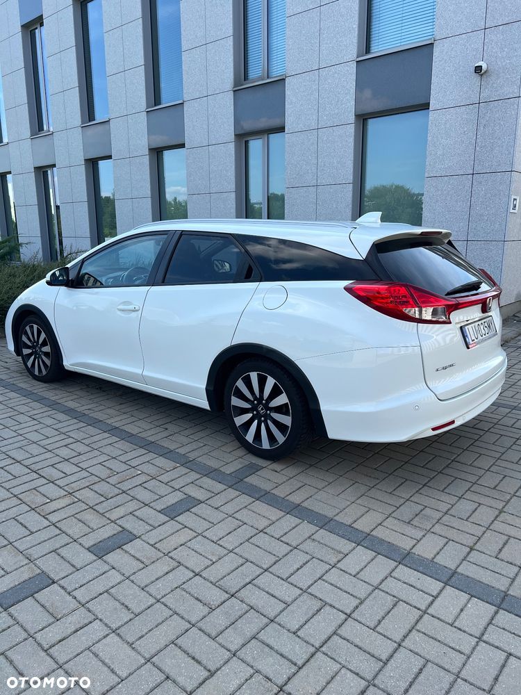 Honda Civic Tourer 1.6 i-DTEC Executive - 23