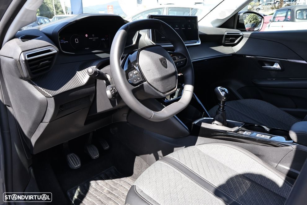 Peugeot 208 1.2 PureTech Allure - 13