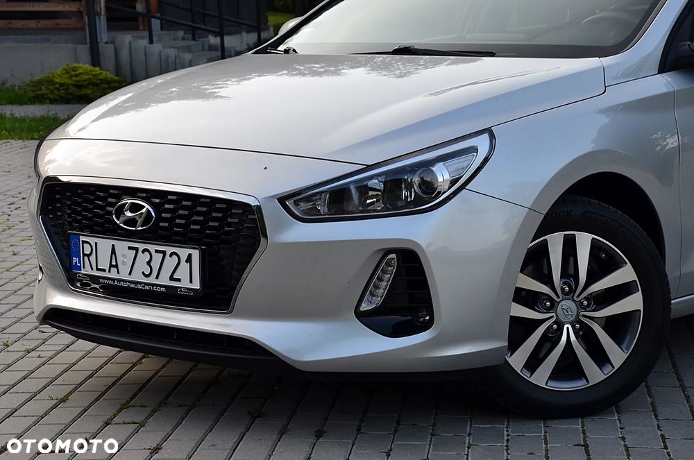 Hyundai i30 1.4 T-GDI Family+ - 37