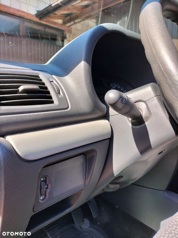 Renault Clio - 6