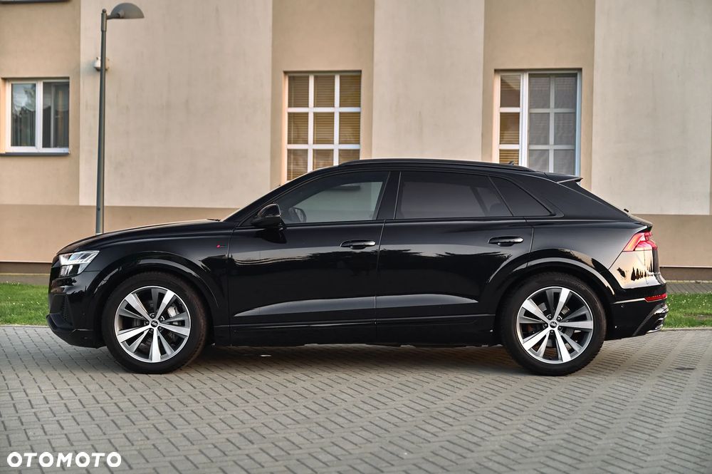Audi Q8 - 7