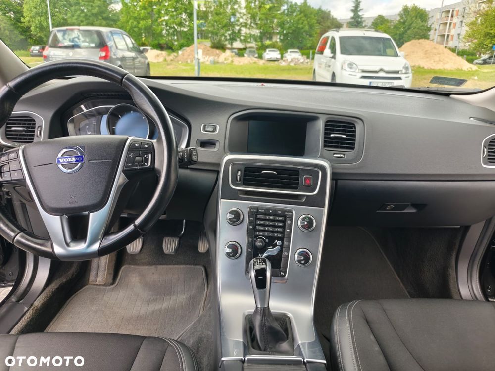 Volvo V60 D3 Drive-E Dynamic Edition (Momentum) - 23