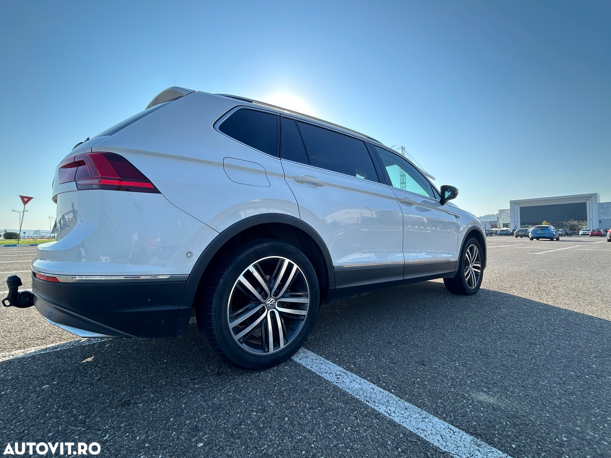 Volkswagen Tiguan Allspace 2.0 TDI SCR 4Motion DSG Highline - 5