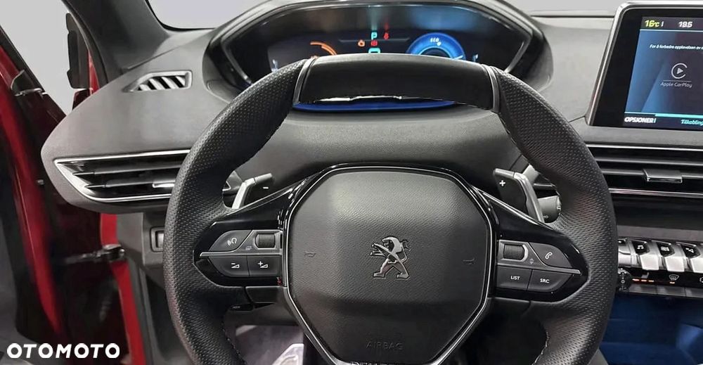 Peugeot 3008 1.6 PureTech HYbrid4 GT Line S&S EAT8 - 11