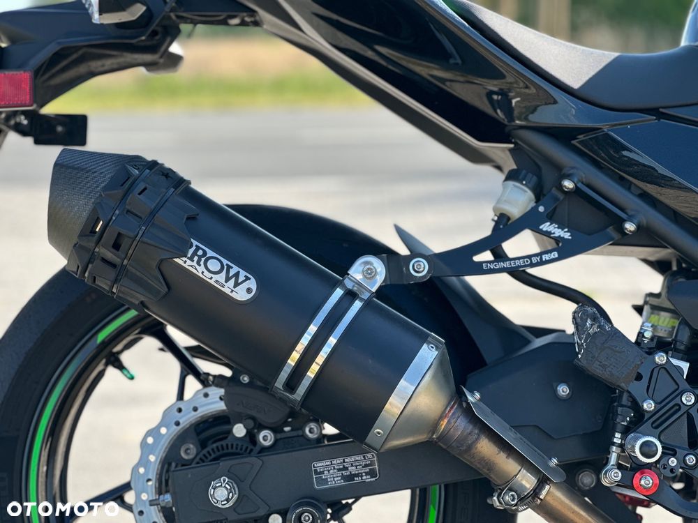 Kawasaki Ninja 400 - 15