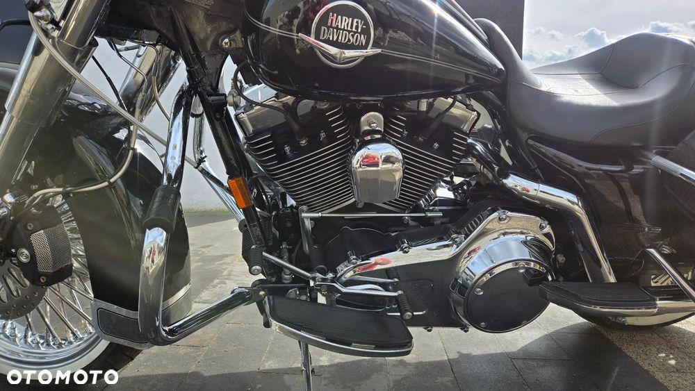Harley-Davidson Touring Road King - 9