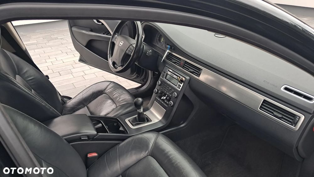 Volvo V70 2.0D Summum - 14