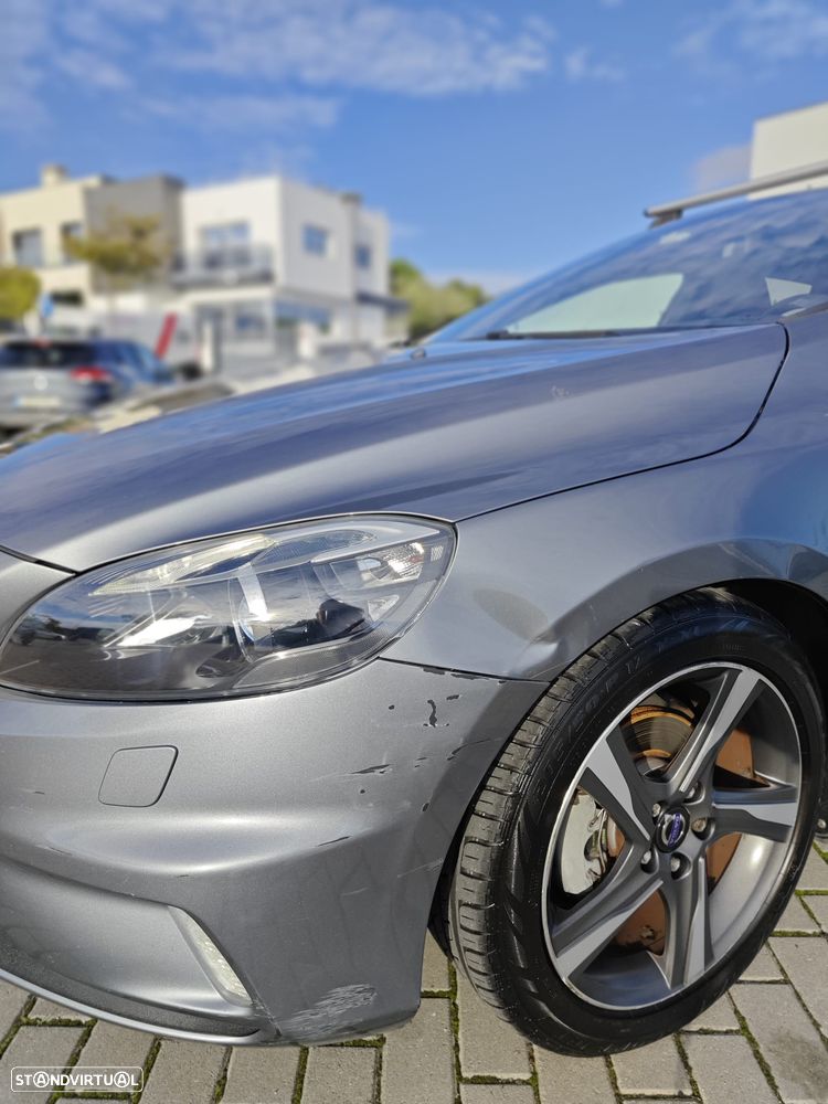 Volvo V40 D2 R Design - 17