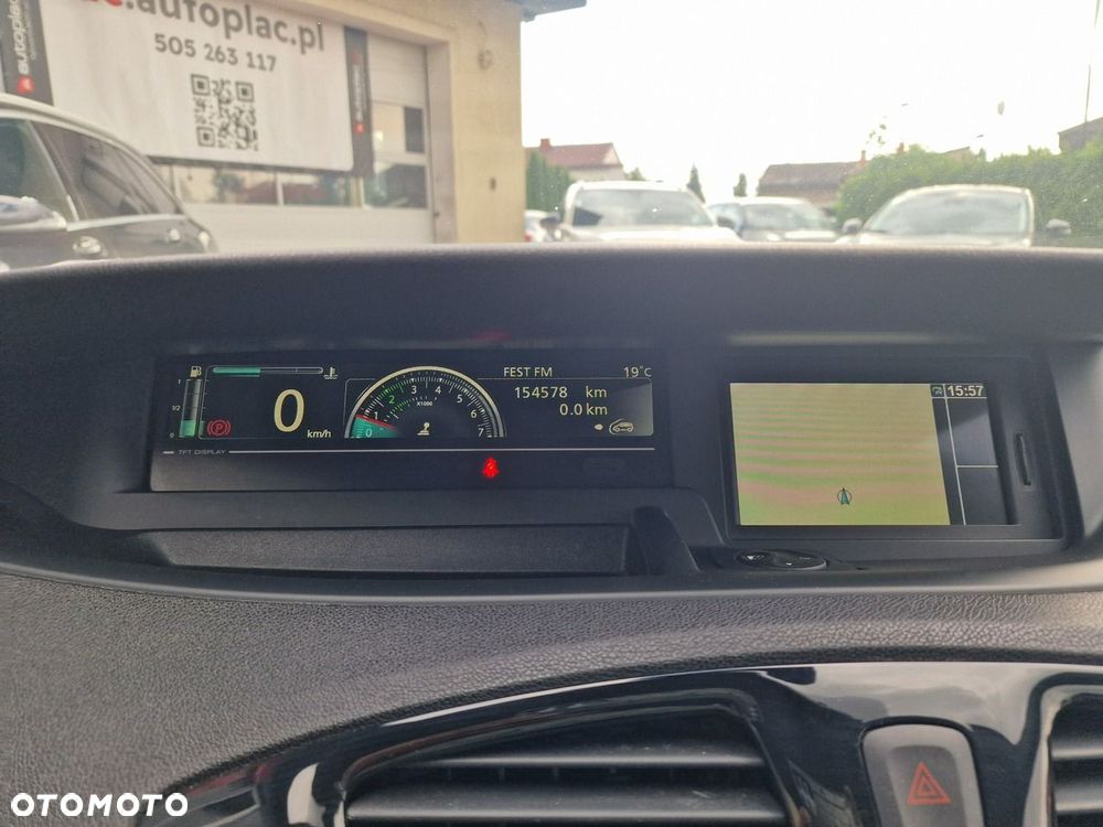 Renault Grand Scenic - 25