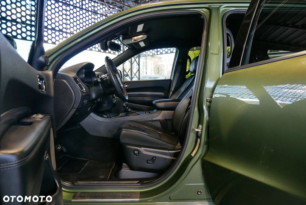 Dodge Durango - 8