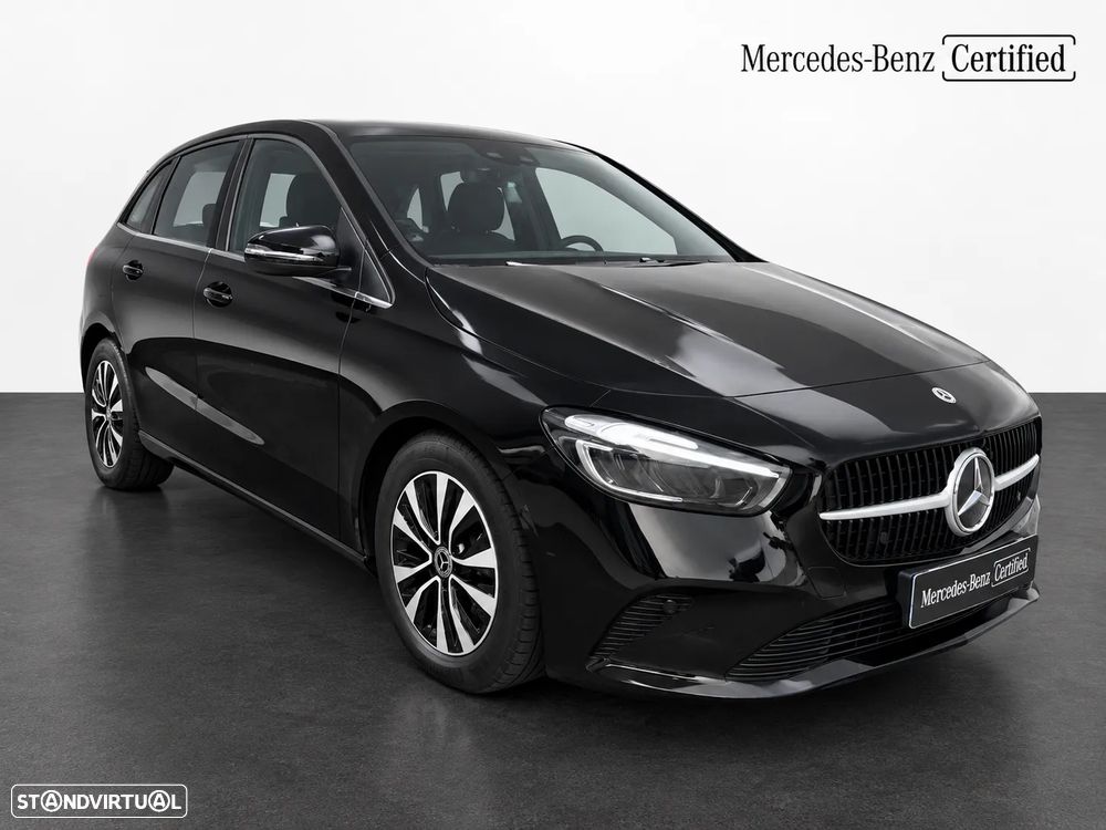 Mercedes-Benz B 180