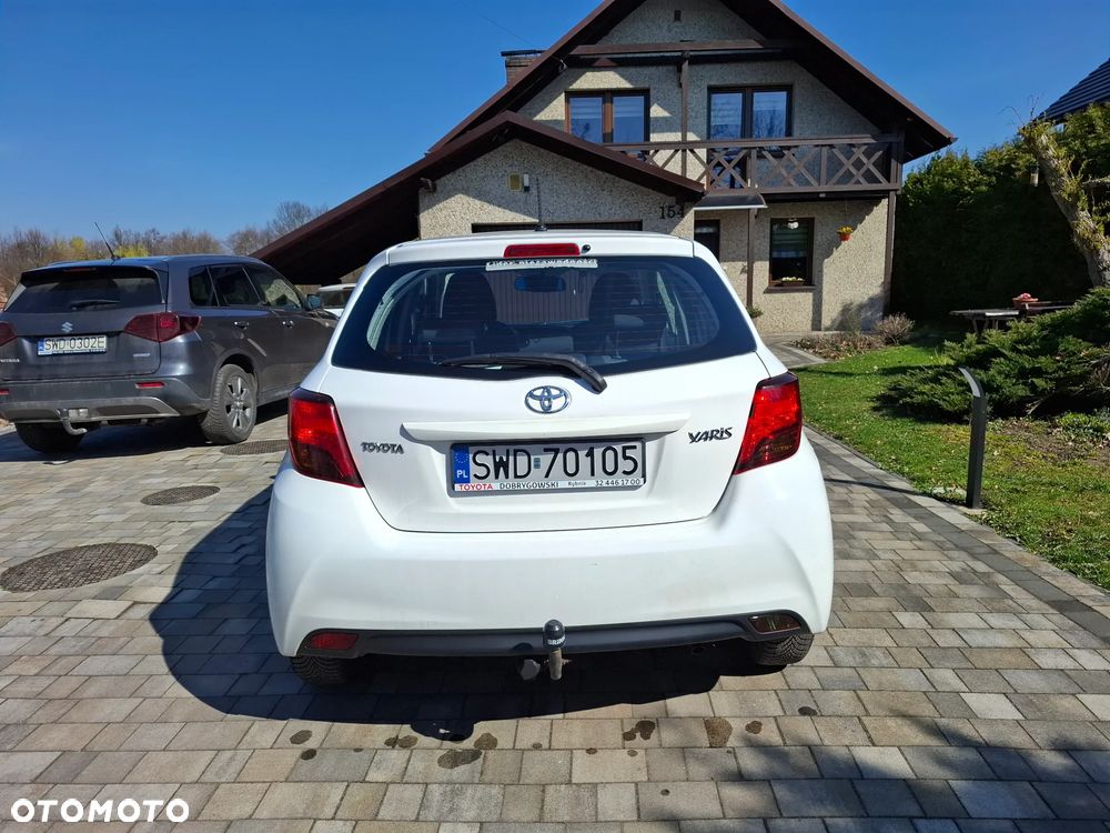 Toyota Yaris 1.0 Active EU6 - 3