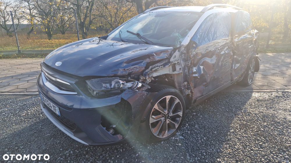 Kia Stonic 1.0 T-GDI 120 Platinum Edition - 3