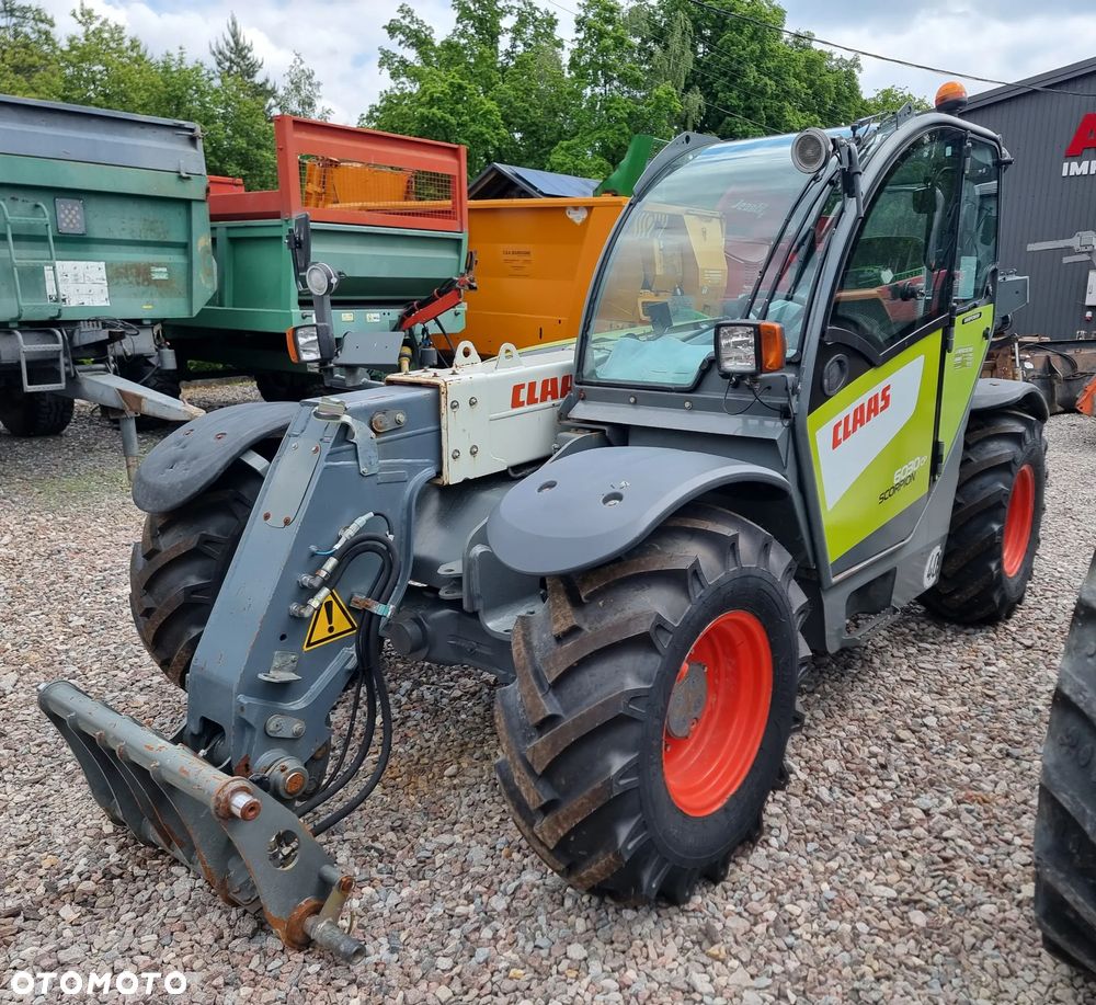 Claas Scorpion 6030 CP - 2
