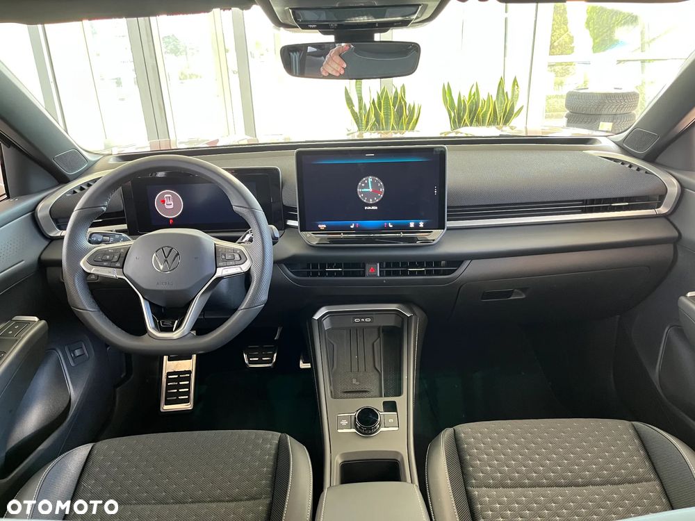 Volkswagen T-Roc 1.5 eTSI R-Line DSG - 3