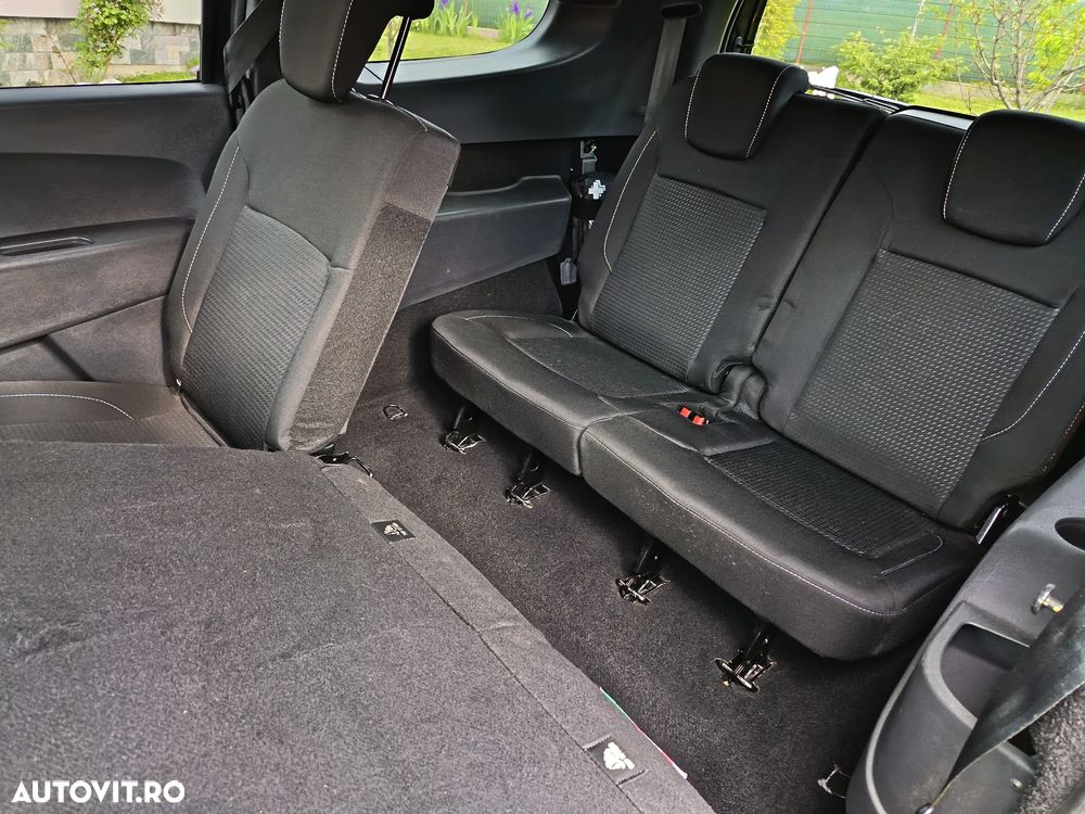Dacia Lodgy 1.6 SCe Laureate - 8