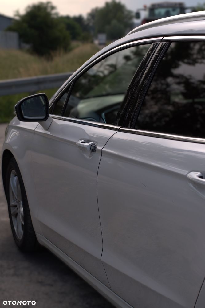 Ford Mondeo 2.0 EcoBlue Titanium - 7