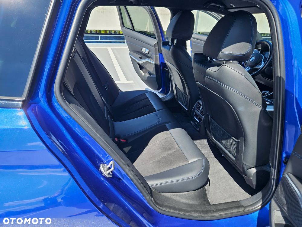 BMW Seria 3 320d xDrive M Sport sport - 19