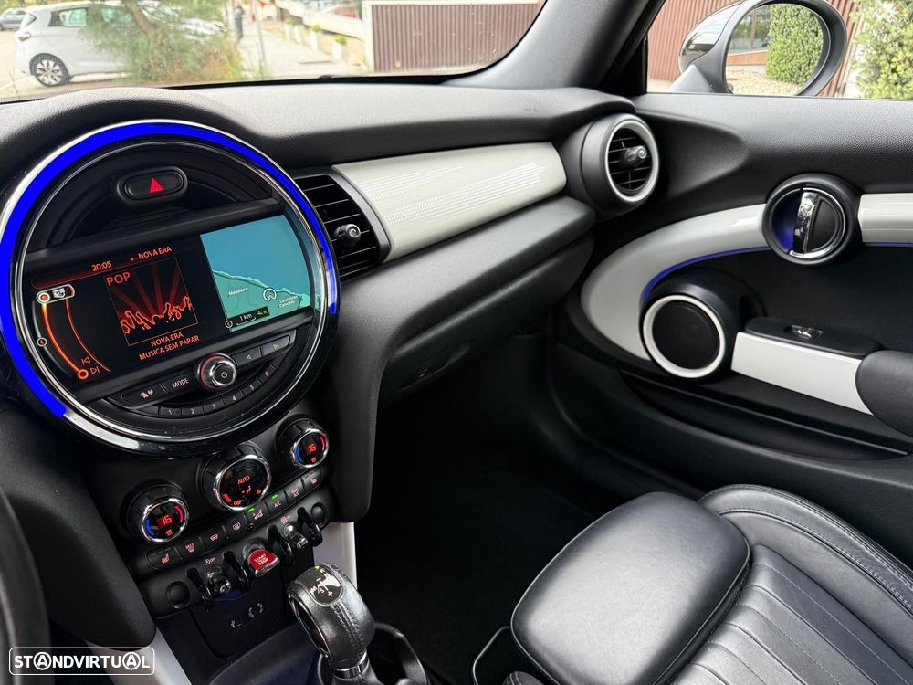 MINI Cabrio Cooper D Auto - 35