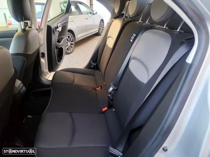 Fiat 500X 1.4 MA Pop Star S&S - 13