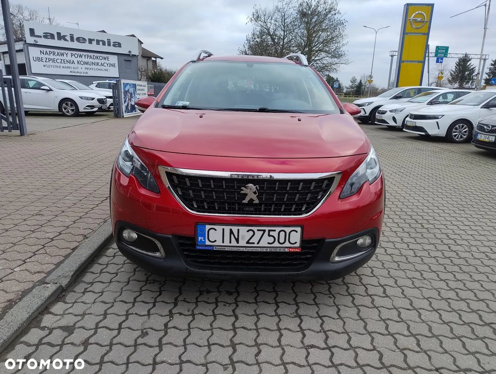 Peugeot 2008 1.2 Pure Tech GPF Signature S&S - 8
