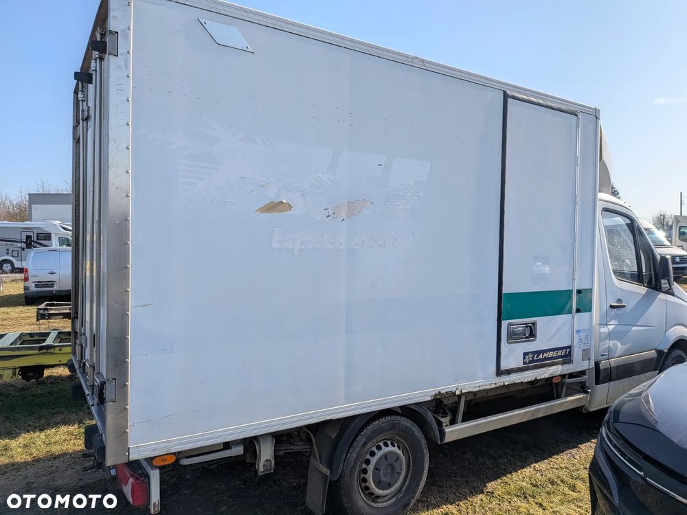 Mercedes-Benz Sprinter - 26