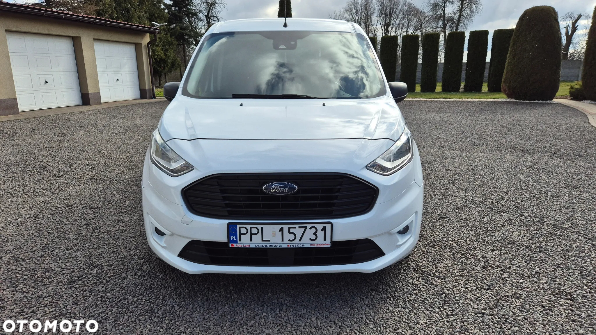 Ford Tourneo Connect Grand - 12