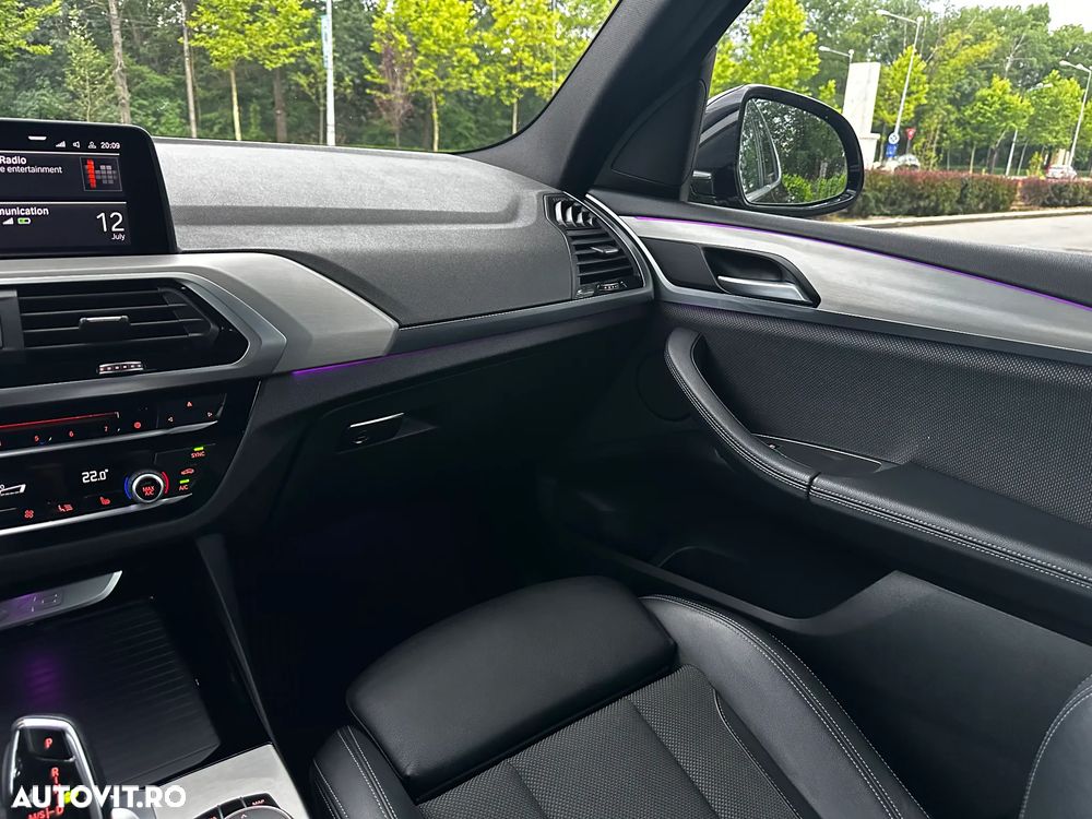 BMW X3 xDrive20i AT xLine - 16