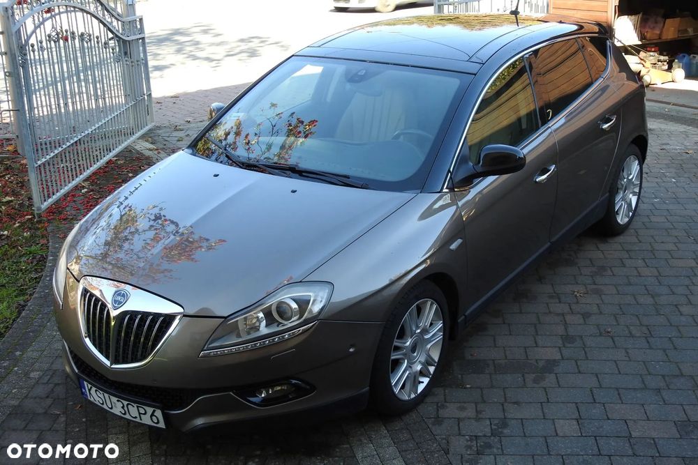 Lancia Delta 1.9 Multijet Twinturbo Executive - 1