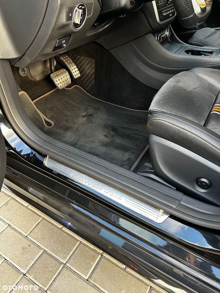 Mercedes-Benz CLA 250 7G-DCT AMG Line - 16