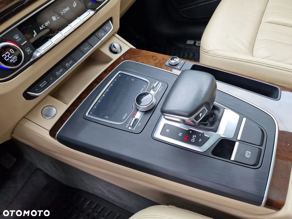 Audi Q5 2.0 TFSI Quattro S tronic design - 12