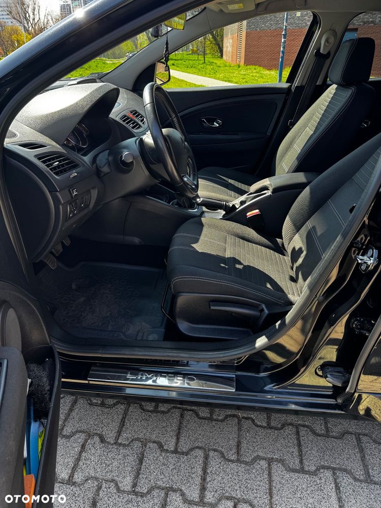 Renault Fluence 1.6 16V Limited - 10