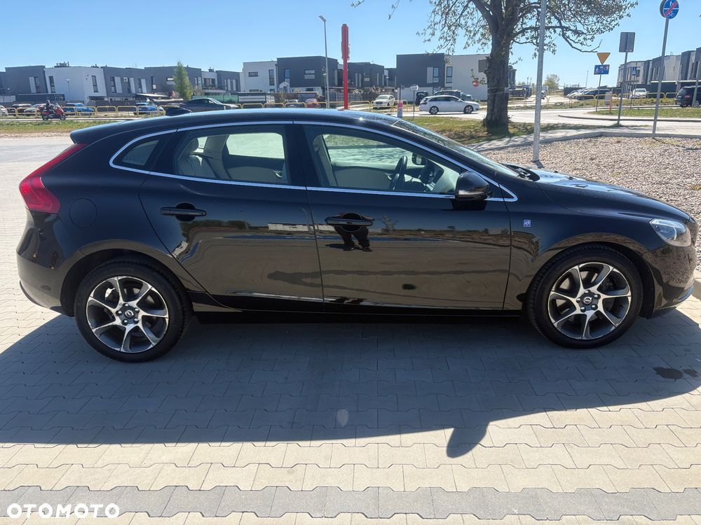 Volvo V40 D2 Drive-E Ocean Race - 2
