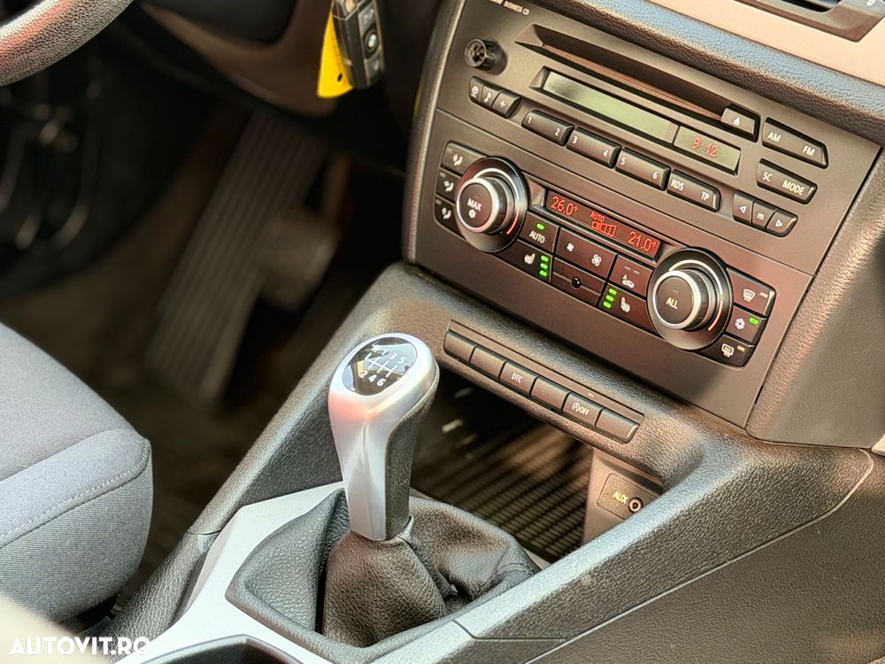 BMW X1 sDrive20d - 8