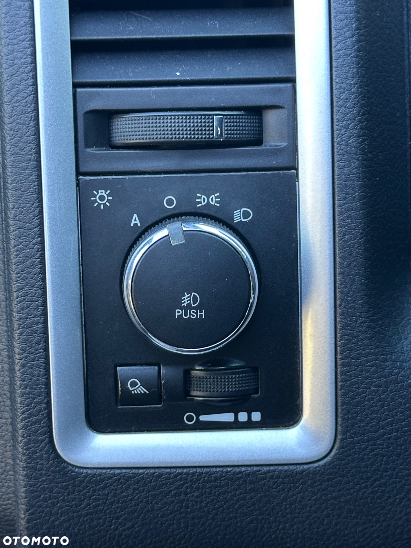 Dodge RAM - 22