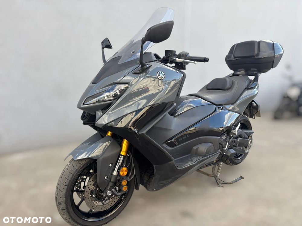 Yamaha Tmax - 6