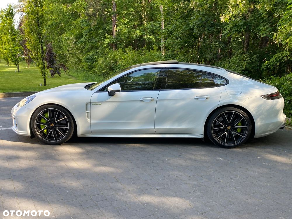 Porsche Panamera - 6
