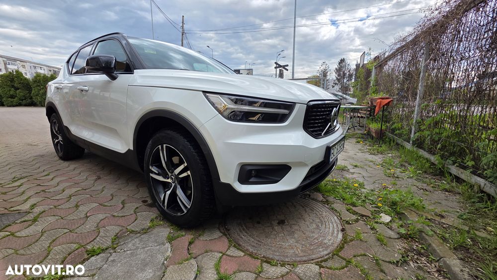 Volvo XC 40 T3 - 33