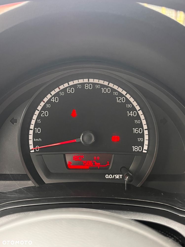 Volkswagen up! 1.0 move CityLine - 8