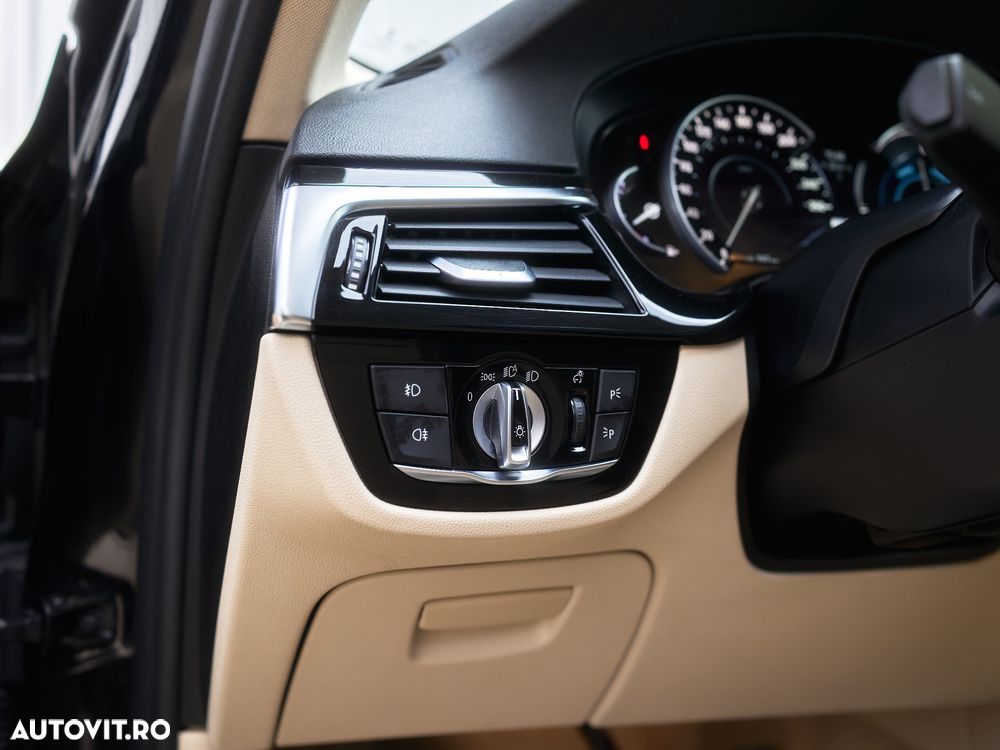 BMW Seria 5 - 25