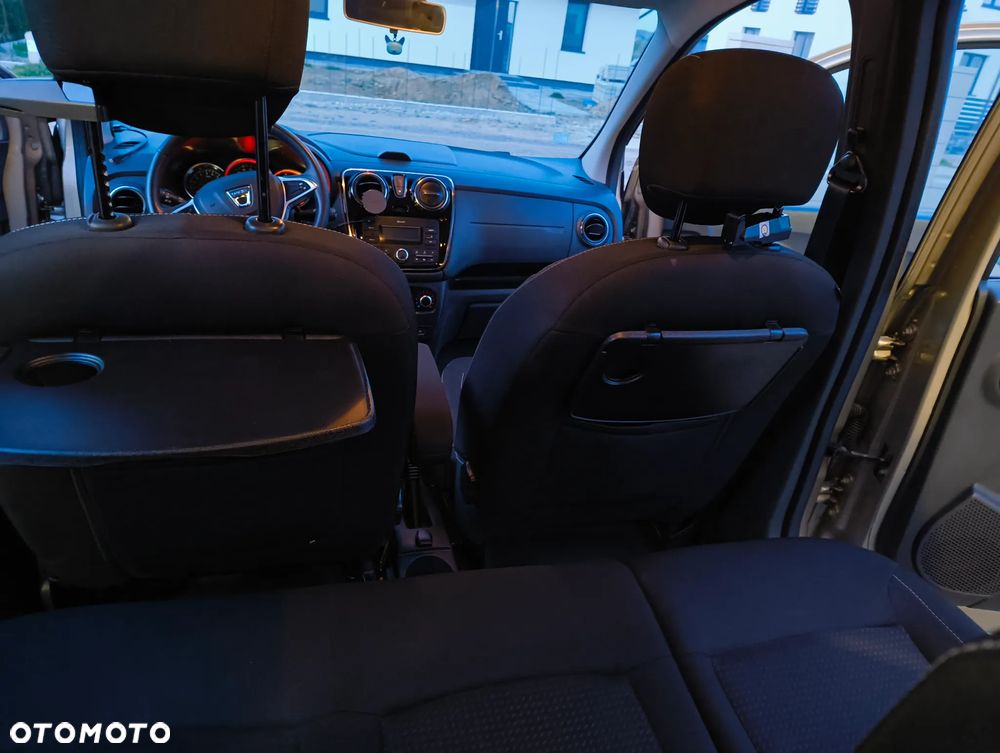 Dacia Lodgy 1.3 TCe Laureate S&S - 25