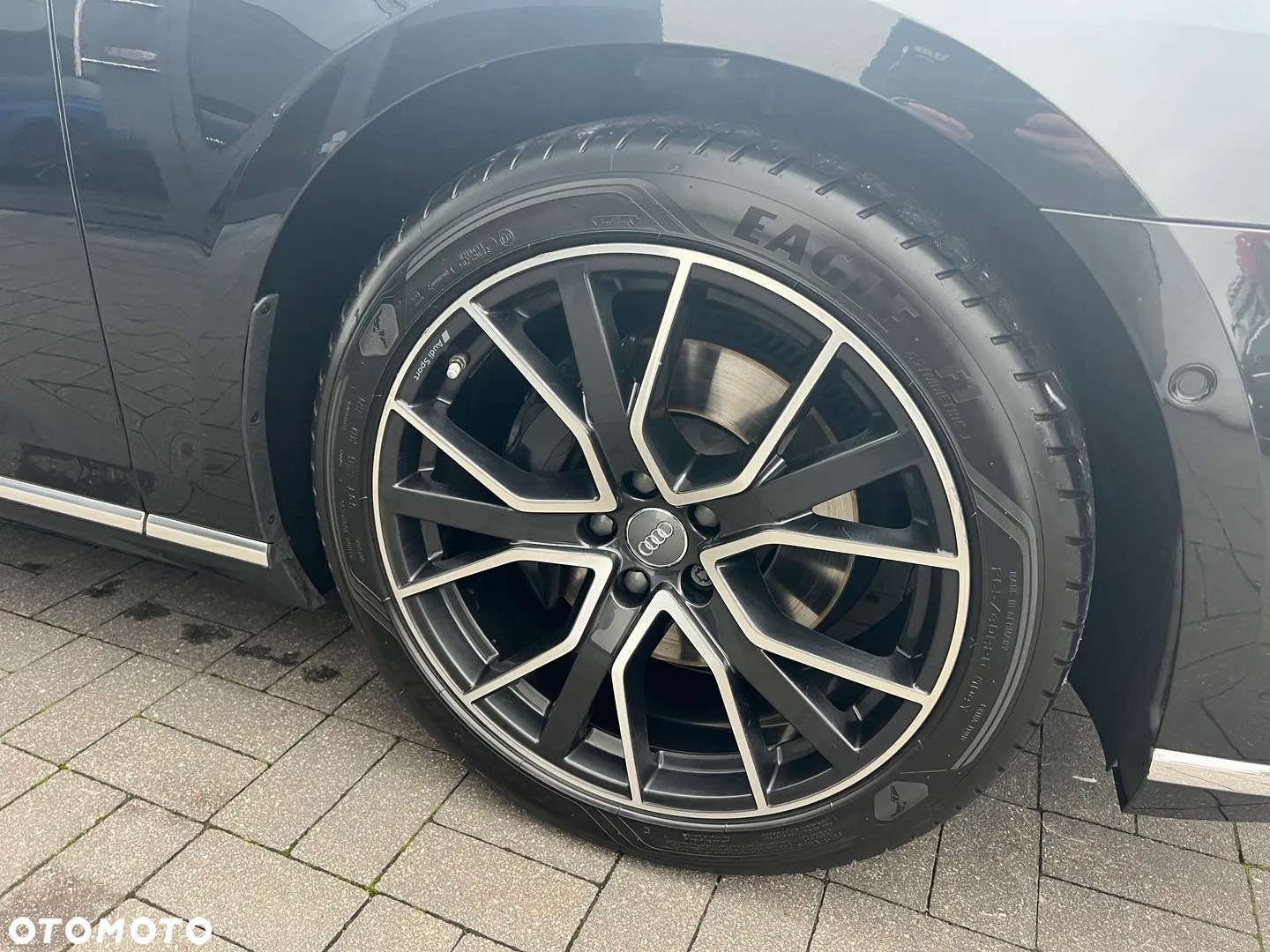 Audi A8 - 10