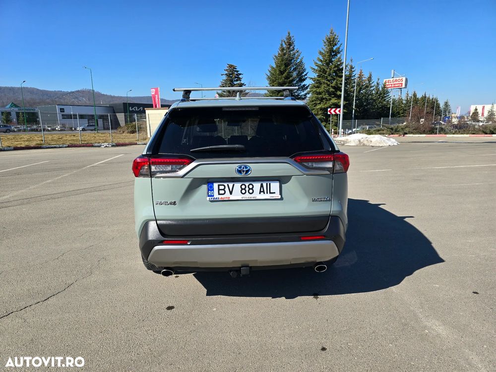 Toyota RAV4 - 24