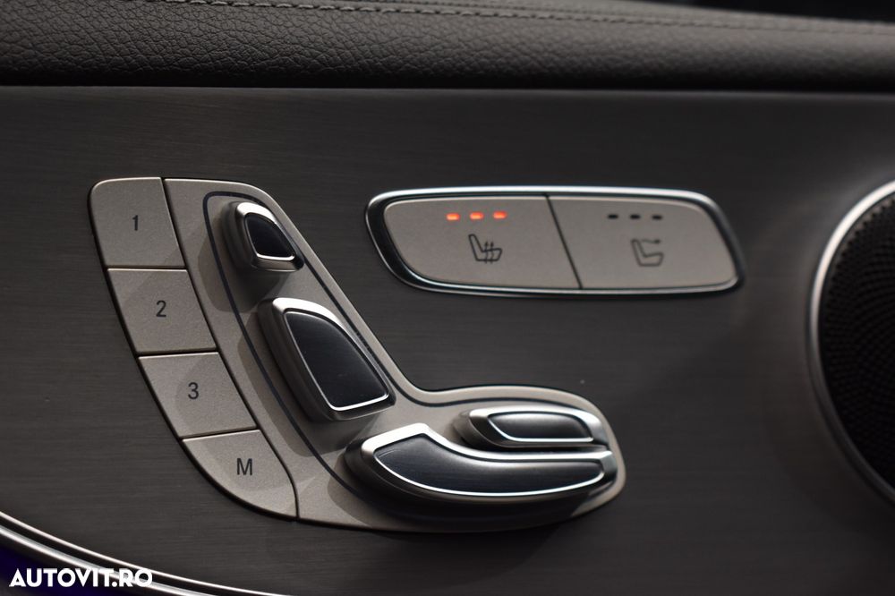 Mercedes-Benz E 200 4Matic 9G-TRONIC Night Edition - 15