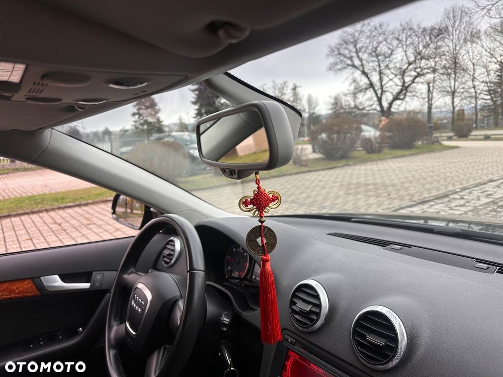 Audi A3 Sportback 2.0 TDI DPF quattro Ambiente - 29