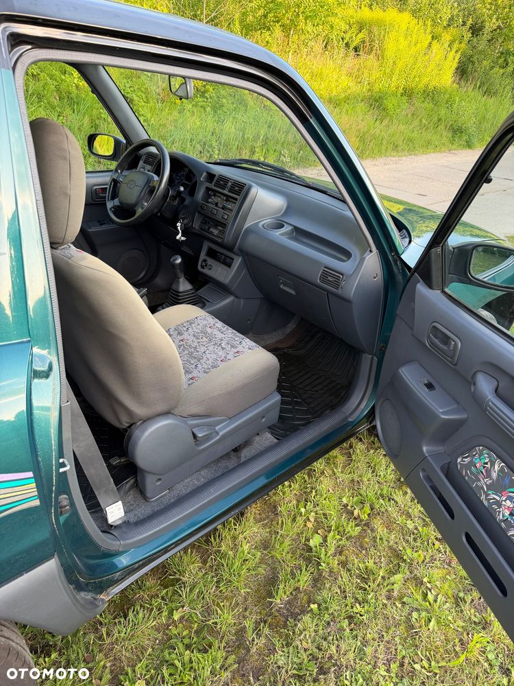Toyota RAV4 2.0 - 22
